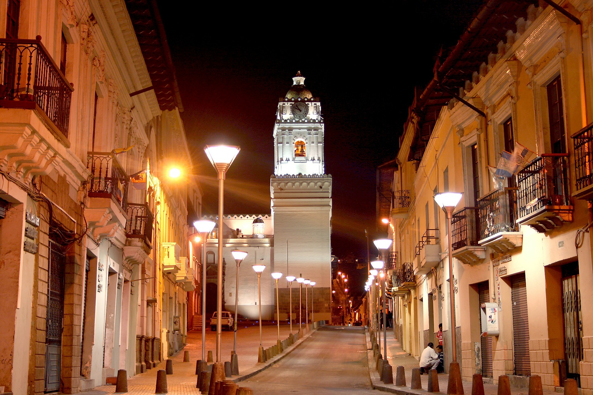 Cádiz se hermanará con la ciudad de Quito