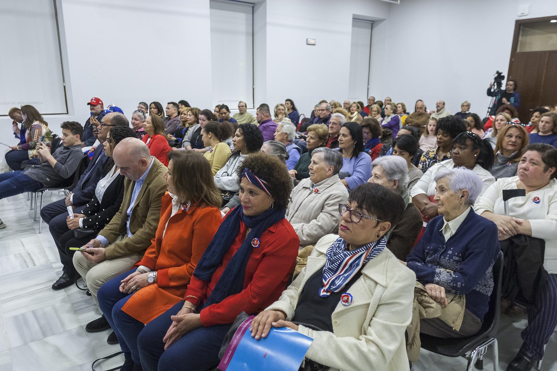 La colonia dominicana en Cádiz celebra los 175 años de su independencia