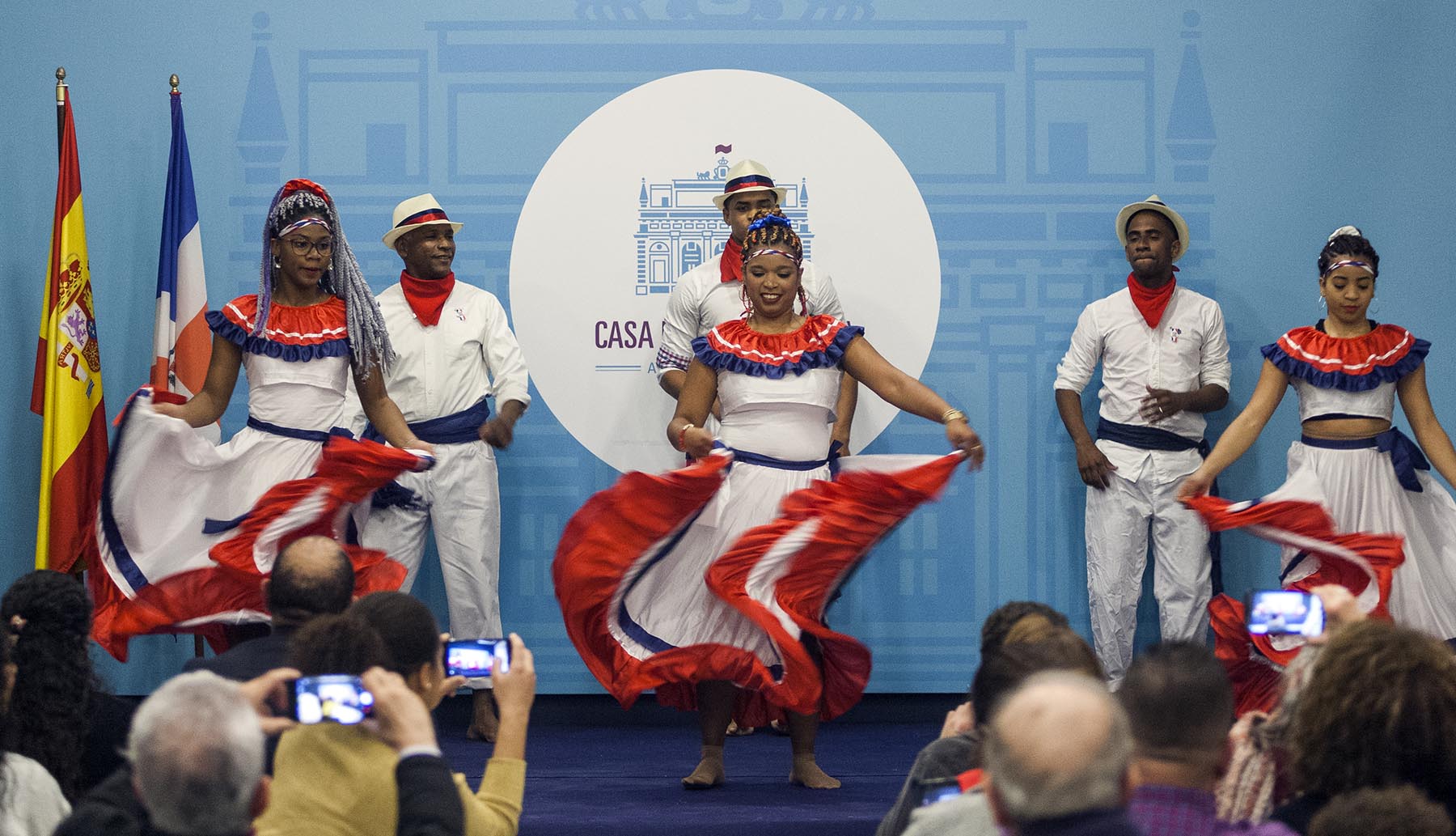 La colonia dominicana en Cádiz celebra los 175 años de su independencia